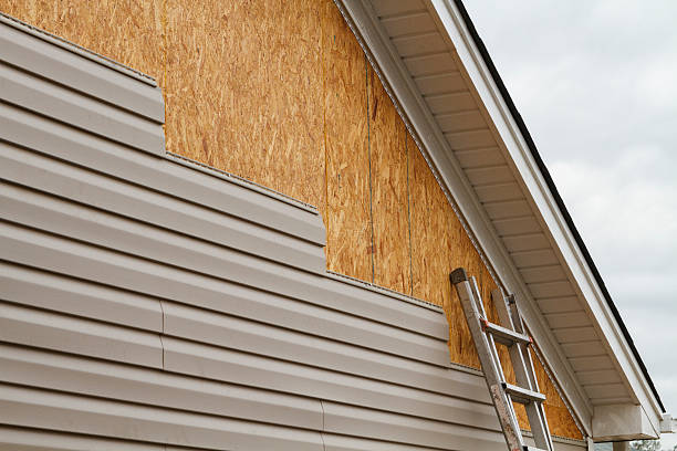 24/7 Emergency Vinyl Siding experts in Ashland, OR